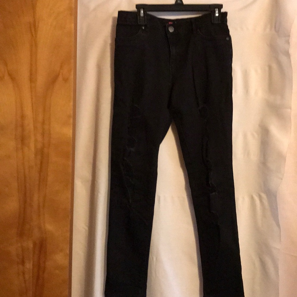 Black stretchy jeans